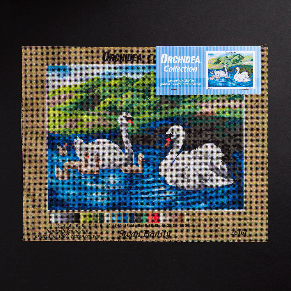 ORCHİDEA 30 x 40 cm Kuğu Ailesi Baskılı Goblen 2616J